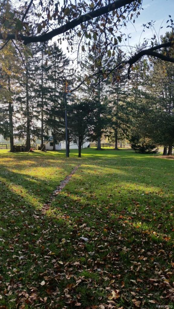 4068 Hough Road Dryden, MI 48428 - Photo 6 of 33 moms samsung 5 2014 677.jpg