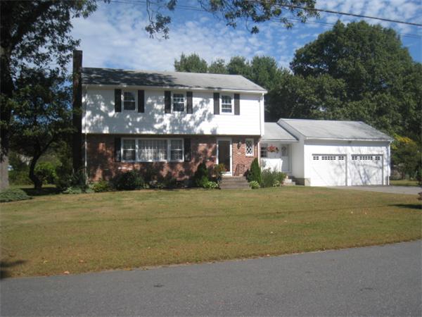 12 Brooks Road Sudbury, MA 01776 - Photo 1 of 25 Gallery Image 1
