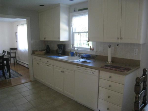 12 Brooks Road Sudbury, MA 01776 - Photo 8 of 25 Gallery Image 8