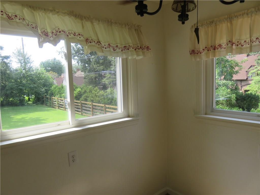 1533 Woodland Road Springfield, OH 45504 - Photo 6 of 20 Gallery Image 6