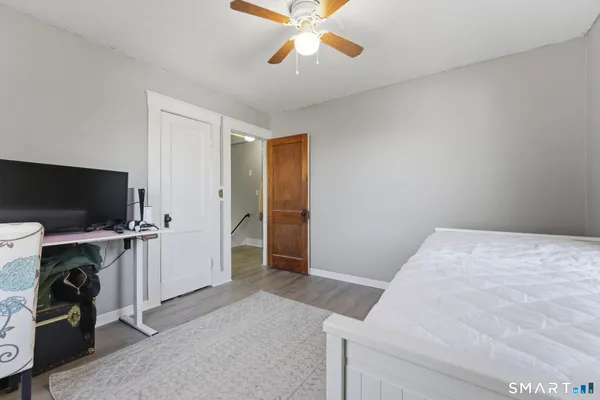 $309,000 | 120 Norwood Avenue, New London, CT 06320