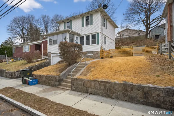 $309,000 | 120 Norwood Avenue, New London, CT 06320