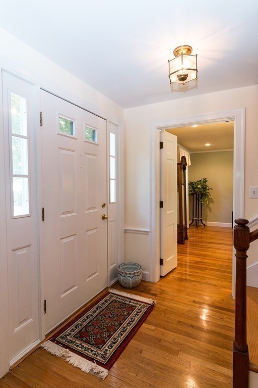 28 Old Coach Road Sudbury, MA 01776 - Photo 4 of 26 Gallery Image 4