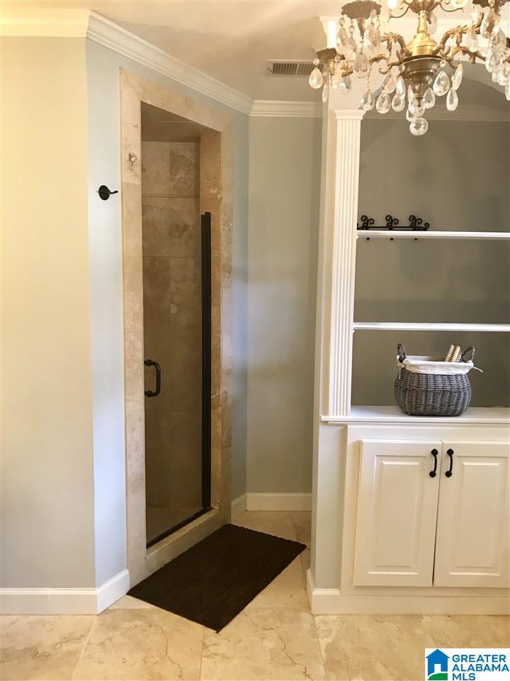 2416 Meadow Ridge Road Birmingham, AL 35242 - Photo 20 of 48