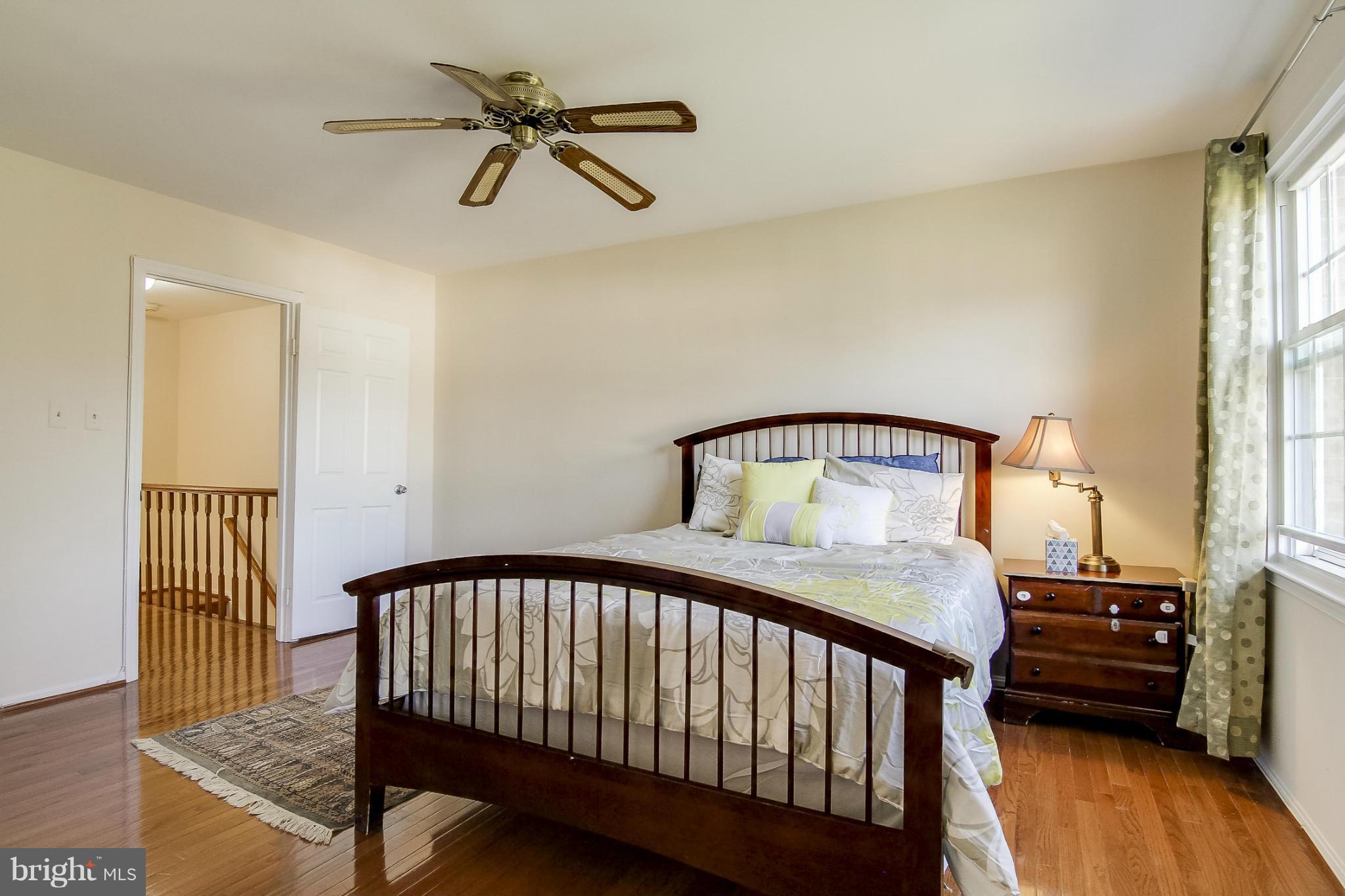 4815 Carriagepark Road Fairfax, VA 22032 - Photo 15 of 30 Bedroom (Master)