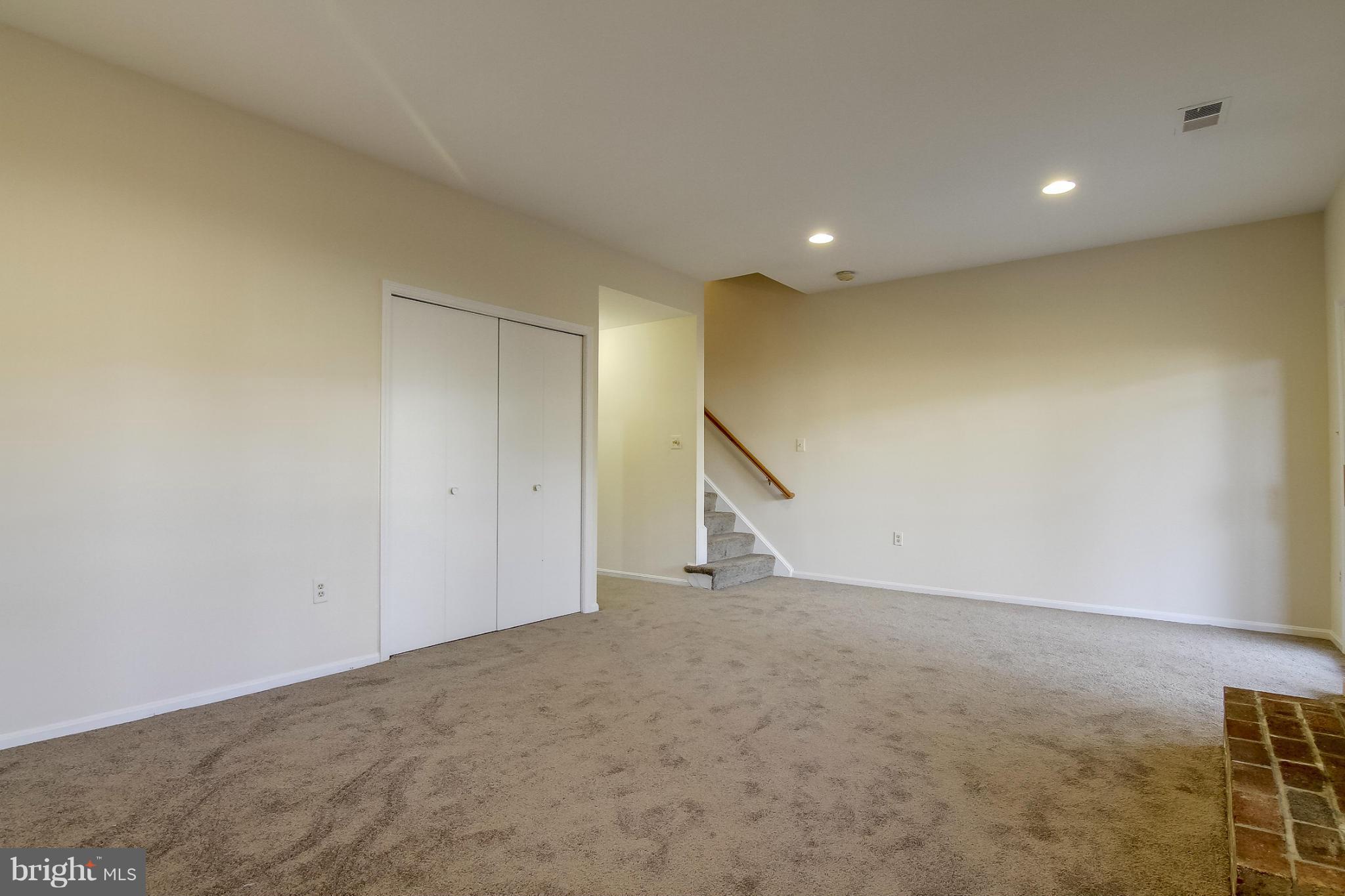 4815 Carriagepark Road Fairfax, VA 22032 - Photo 24 of 30 Recreation Room