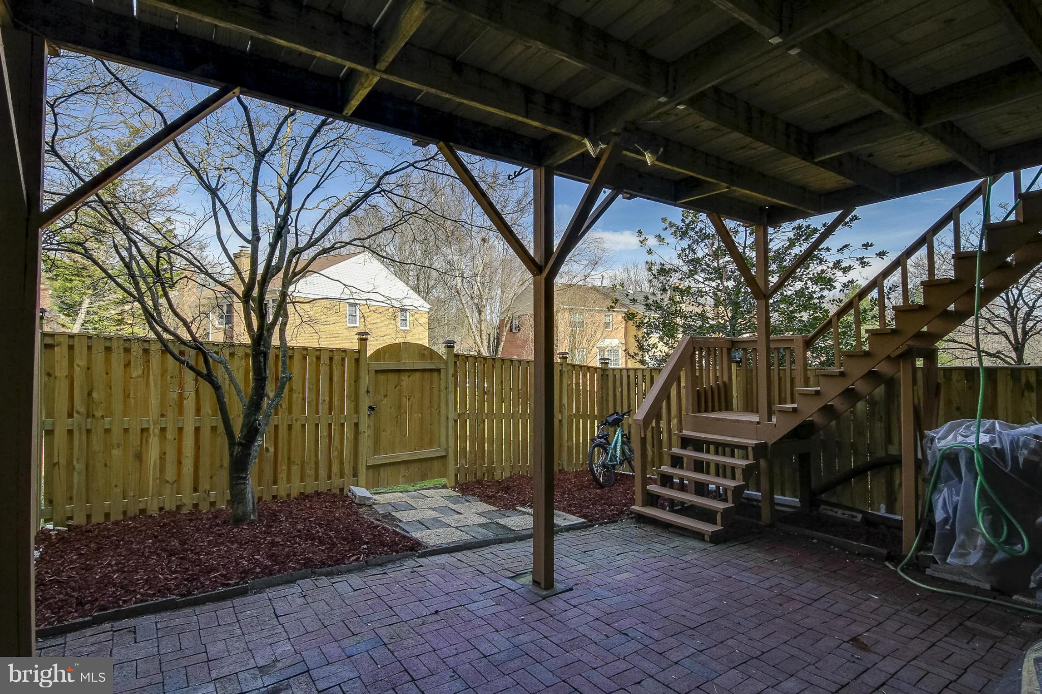 4815 Carriagepark Road Fairfax, VA 22032 - Photo 29 of 30 Exterior (backyard)