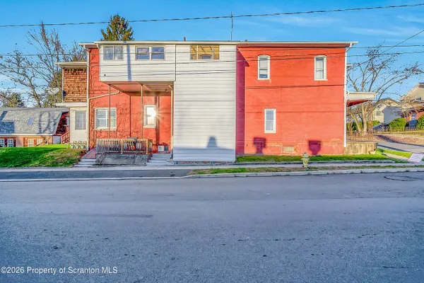 $650,000 | 714 Smith Street, Dunmore, PA 18512