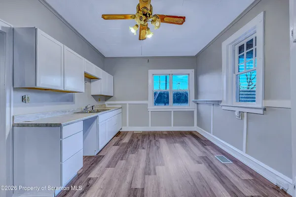 $650,000 | 714 Smith Street, Dunmore, PA 18512