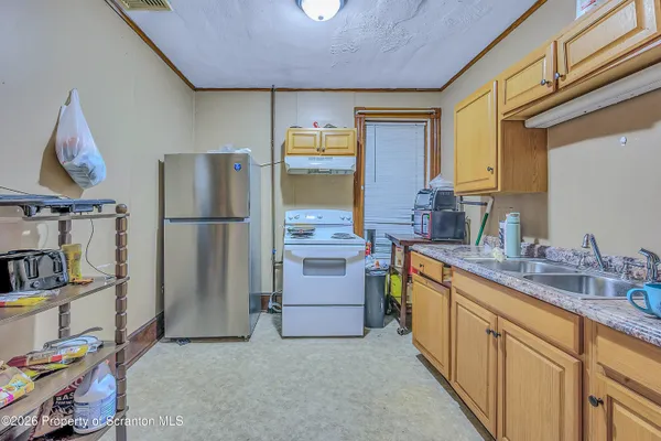 $650,000 | 714 Smith Street, Dunmore, PA 18512