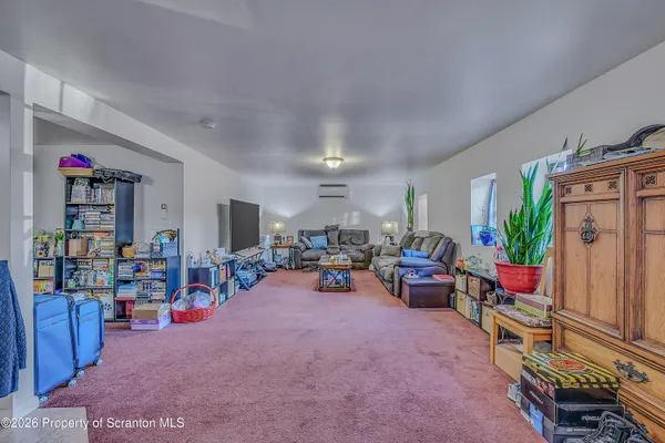 $650,000 | 714 Smith Street, Dunmore, PA 18512