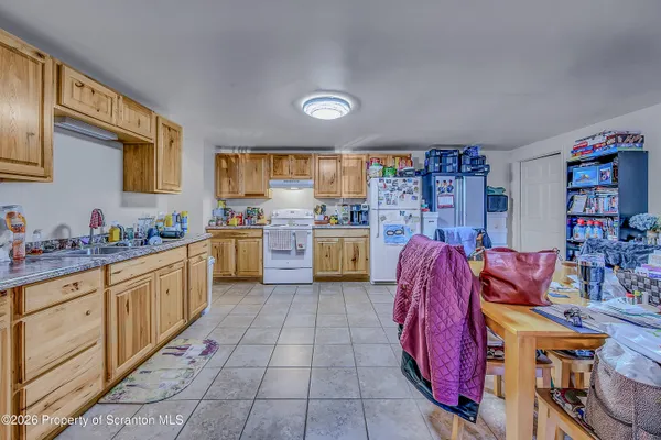 $650,000 | 714 Smith Street, Dunmore, PA 18512