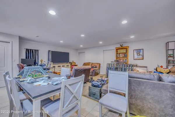 $650,000 | 714 Smith Street, Dunmore, PA 18512