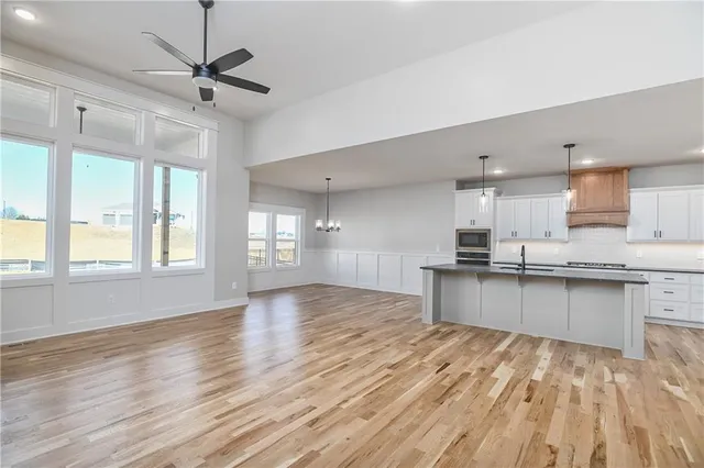 $729,000 | 6024 Arapahoe Street, Shawnee, KS 66226