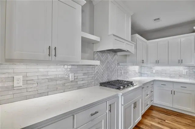 $729,000 | 6024 Arapahoe Street, Shawnee, KS 66226