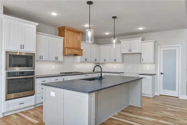 $729,000 | 6024 Arapahoe Street, Shawnee, KS 66226