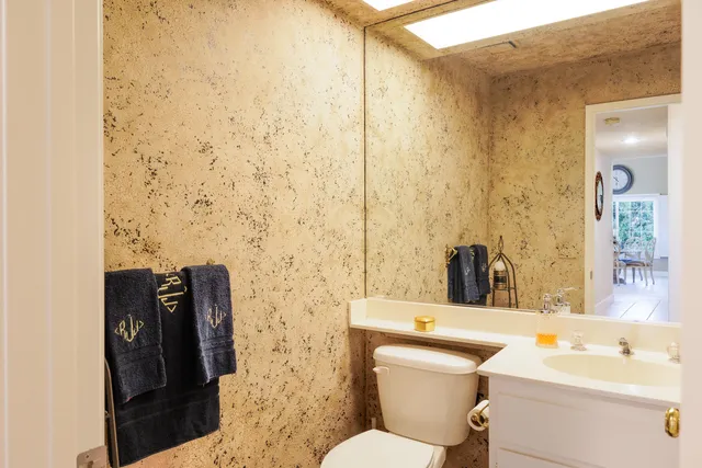 $485,000 | 272 Vista Royale Circle East, Palm Desert, CA 92211