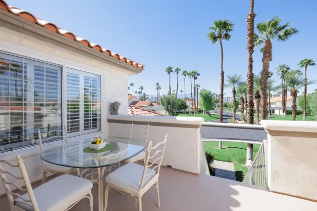 $485,000 | 272 Vista Royale Circle East, Palm Desert, CA 92211