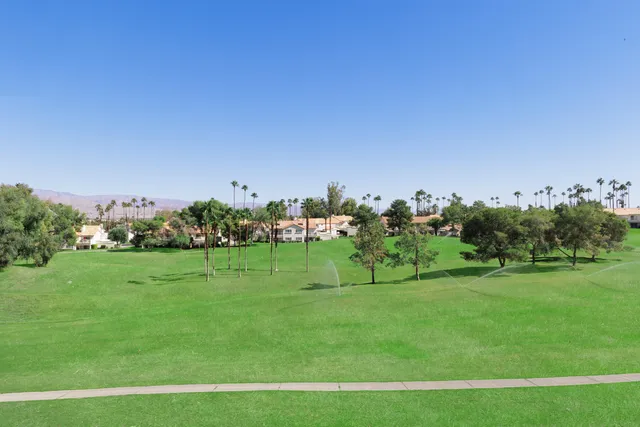 $485,000 | 272 Vista Royale Circle East, Palm Desert, CA 92211
