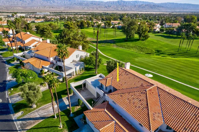 $485,000 | 272 Vista Royale Circle East, Palm Desert, CA 92211
