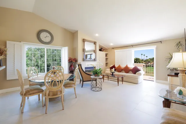 $485,000 | 272 Vista Royale Circle East, Palm Desert, CA 92211
