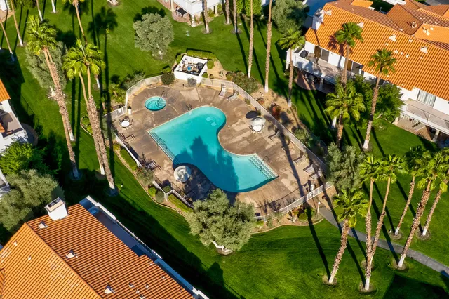 $485,000 | 272 Vista Royale Circle East, Palm Desert, CA 92211