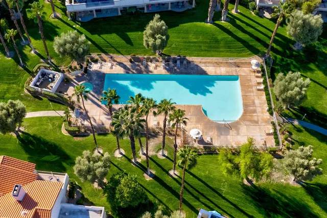 $485,000 | 272 Vista Royale Circle East, Palm Desert, CA 92211