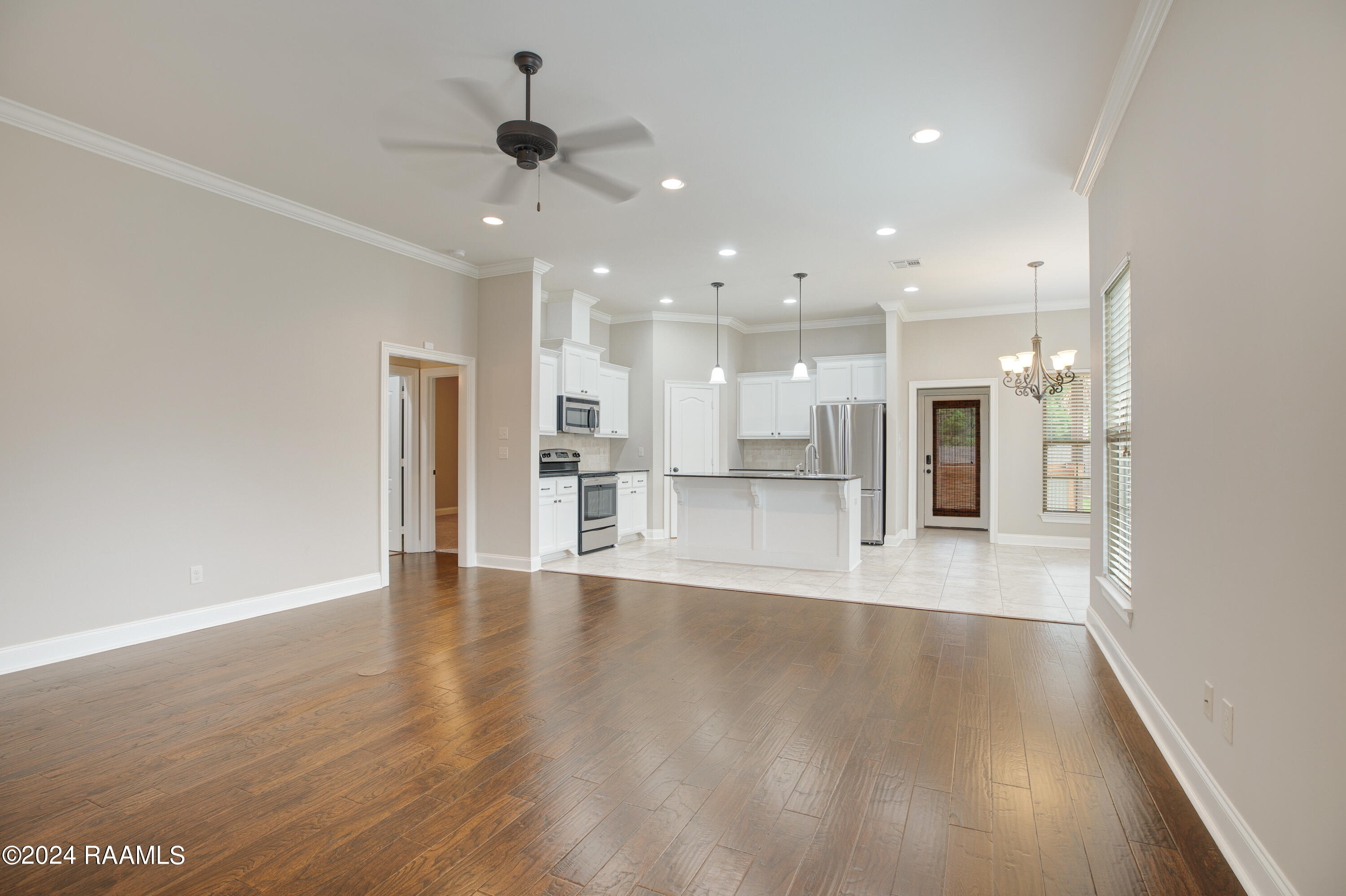 919 Russo Road New Iberia, LA 70563 - Photo 3 of 13 919Russo-3