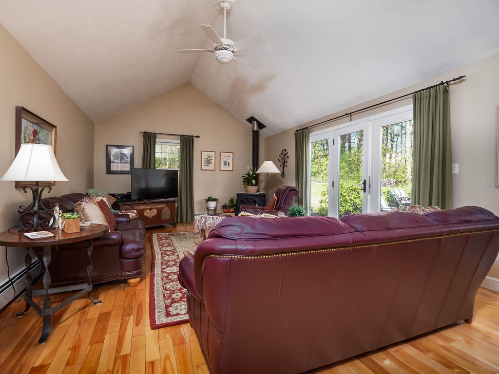 52 Baldpate Road Georgetown, MA 01833 - Photo 4 of 30
