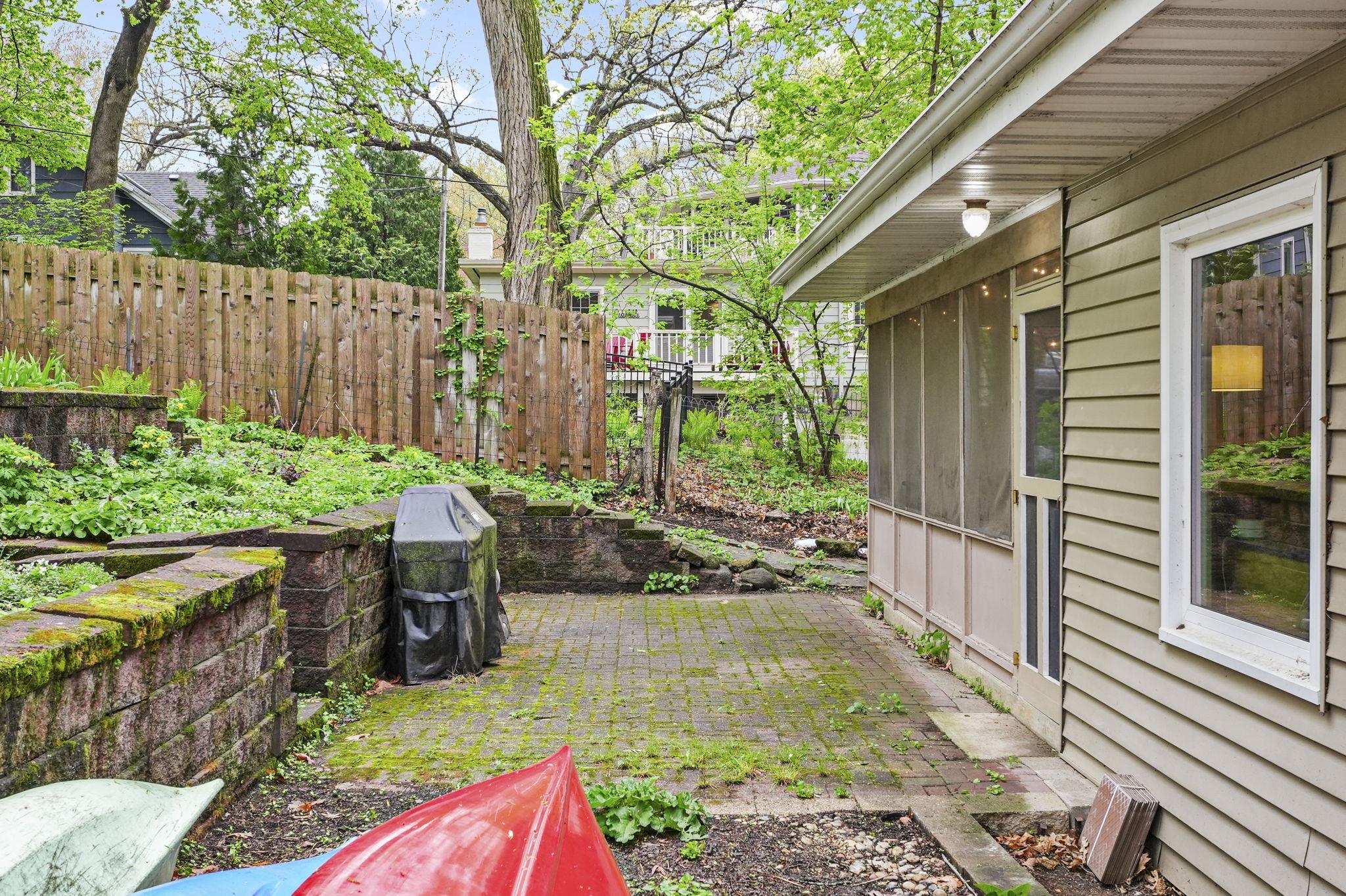2825 Regent Street Madison, WI 53705 - Photo 35 of 46