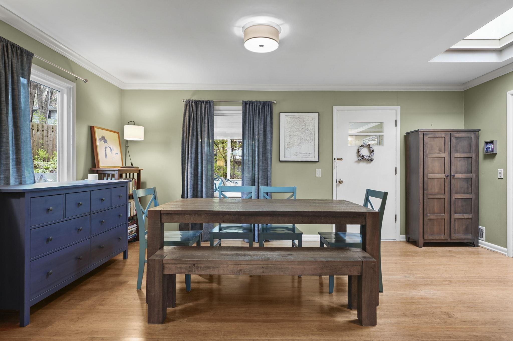 2825 Regent Street Madison, WI 53705 - Photo 10 of 46