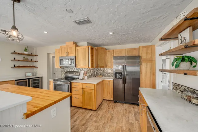 $3,900 | 458 Sandpiper Drive, Satellite Beach, FL 32937