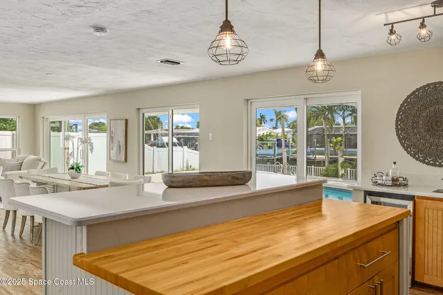 $3,900 | 458 Sandpiper Drive, Satellite Beach, FL 32937