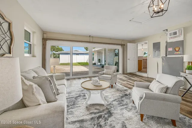 $3,900 | 458 Sandpiper Drive, Satellite Beach, FL 32937