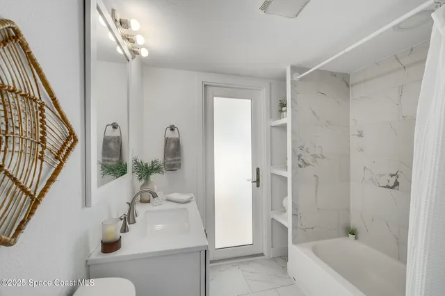 $3,900 | 458 Sandpiper Drive, Satellite Beach, FL 32937