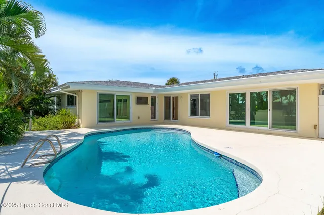 $3,900 | 458 Sandpiper Drive, Satellite Beach, FL 32937