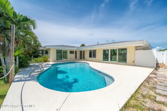 $3,900 | 458 Sandpiper Drive, Satellite Beach, FL 32937