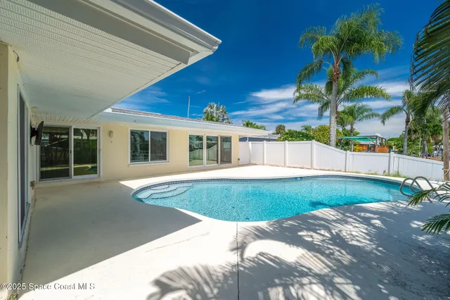 $3,900 | 458 Sandpiper Drive, Satellite Beach, FL 32937