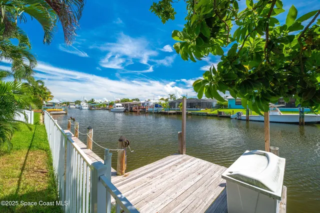 $3,900 | 458 Sandpiper Drive, Satellite Beach, FL 32937