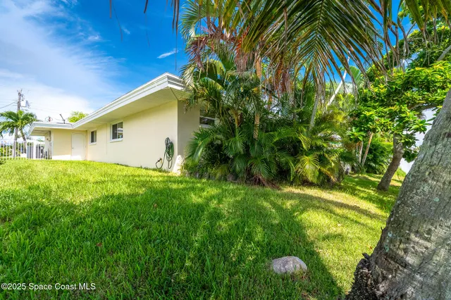 $3,900 | 458 Sandpiper Drive, Satellite Beach, FL 32937