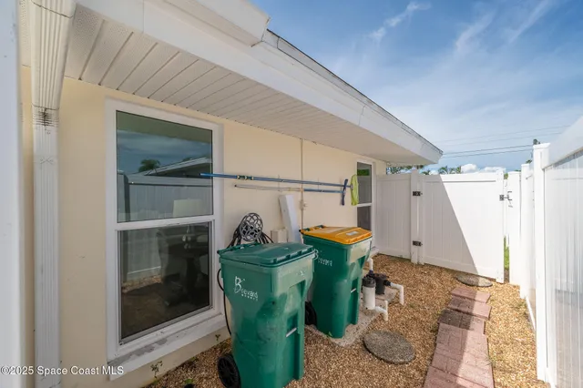 $3,900 | 458 Sandpiper Drive, Satellite Beach, FL 32937