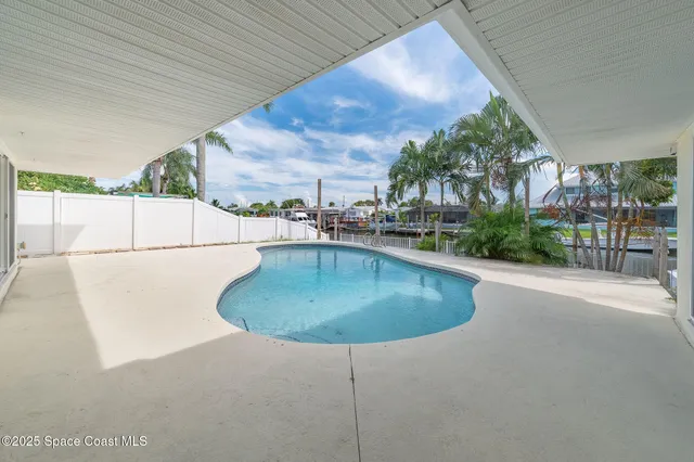 $3,900 | 458 Sandpiper Drive, Satellite Beach, FL 32937