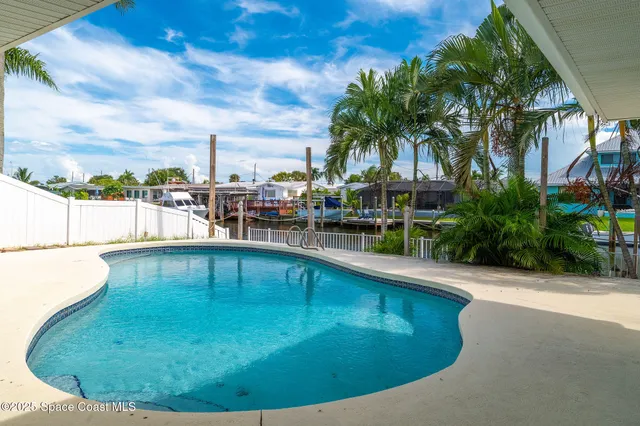 $3,900 | 458 Sandpiper Drive, Satellite Beach, FL 32937