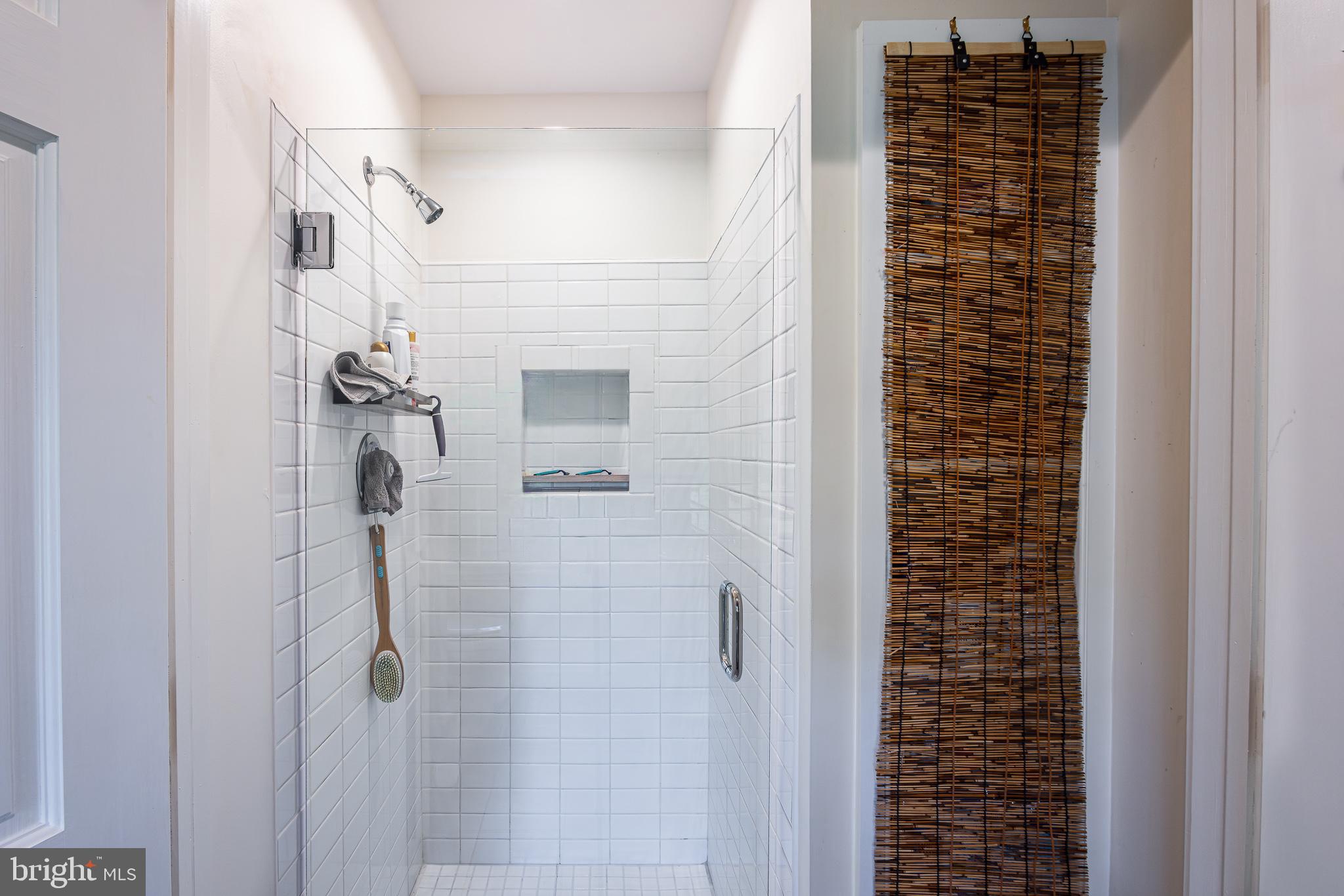 24878 West Ferry Neck Road Royal Oak, MD 21662 - Photo 30 of 74 1st floor bath / shower