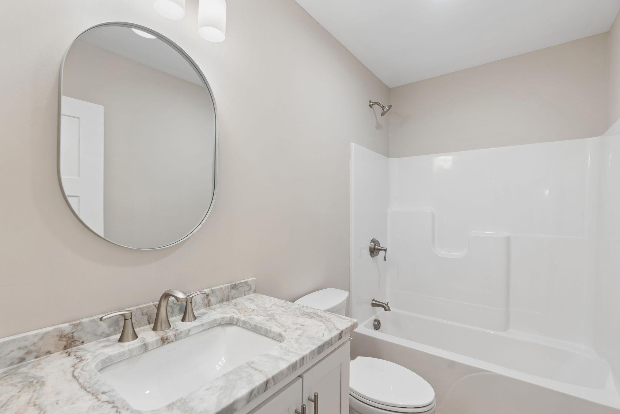 17 Middle Road Kennebunk, ME 04043 - Photo 23 of 33 Guest Bathroom