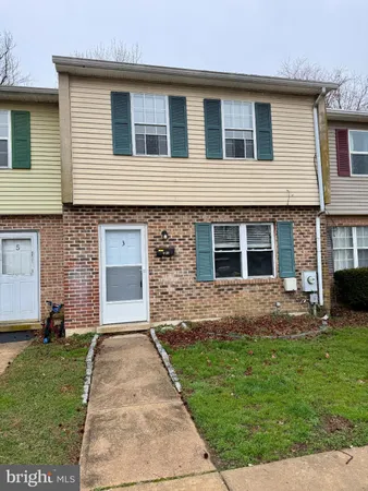 $1,799 | 3 Dunsmore Road, Newark, DE 19713