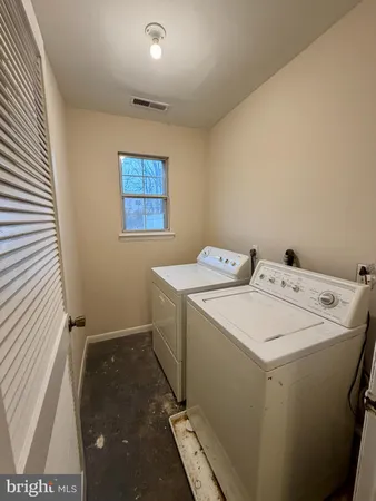 $1,799 | 3 Dunsmore Road, Newark, DE 19713