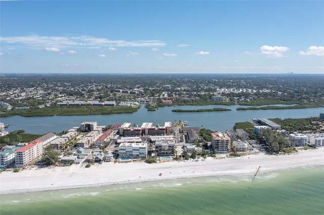 a picture of city view