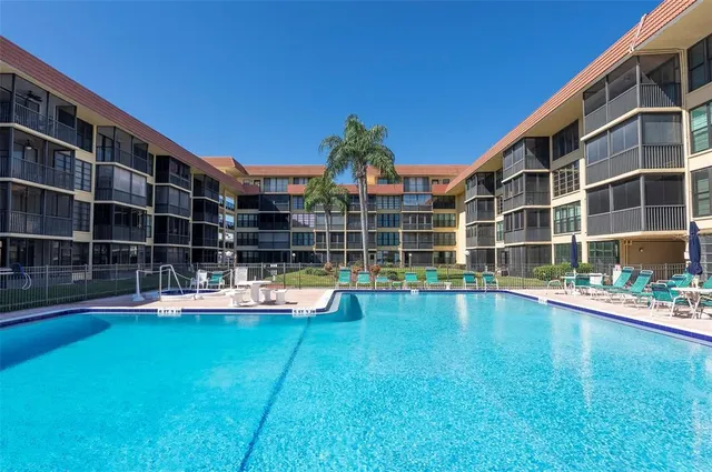 $479,900 | 19701 Gulf Boulevard, Unit 127, Indian Shores, FL 33785