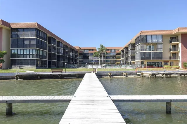 $479,900 | 19701 Gulf Boulevard, Unit 127, Indian Shores, FL 33785